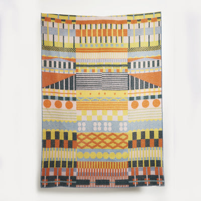 Gunta Wool Blanket by Michele Rondelli & Sophie Probst; Bauhaus Design, Nave Shop, online concept store