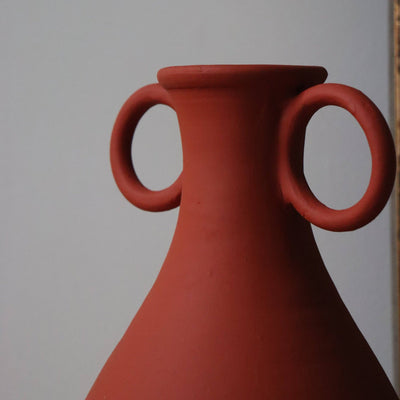 Arcila Vase – Matte Terracotta Ceramic