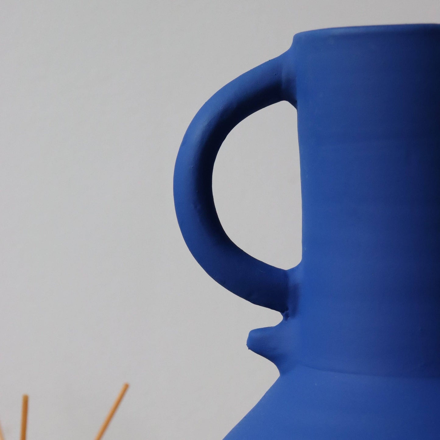 Zilil Vase - Matte Blue