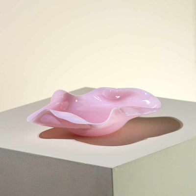 Dansing Glass Dish in Orchid Pink handmade by Rikke Stenholt of Stenholt Glass in Aarhus, Artisanal Glassware Design