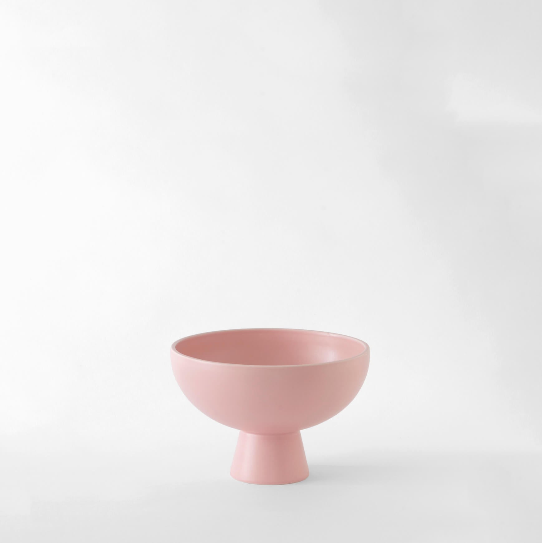 Strøm earthenware and stoneware collection by danish designers Raawii, Strøm bowl, Nave Shop, online concept store