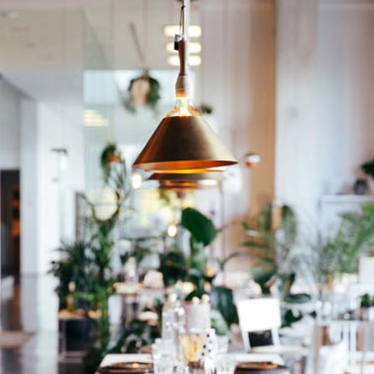 Brass wire lamp deals shade