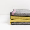 Konstructiv Wool Blanket by Michele Rondelli; Bauhaus Design, Wolldecke, wool blanket, designer blankets, Nave Shop, online concept store