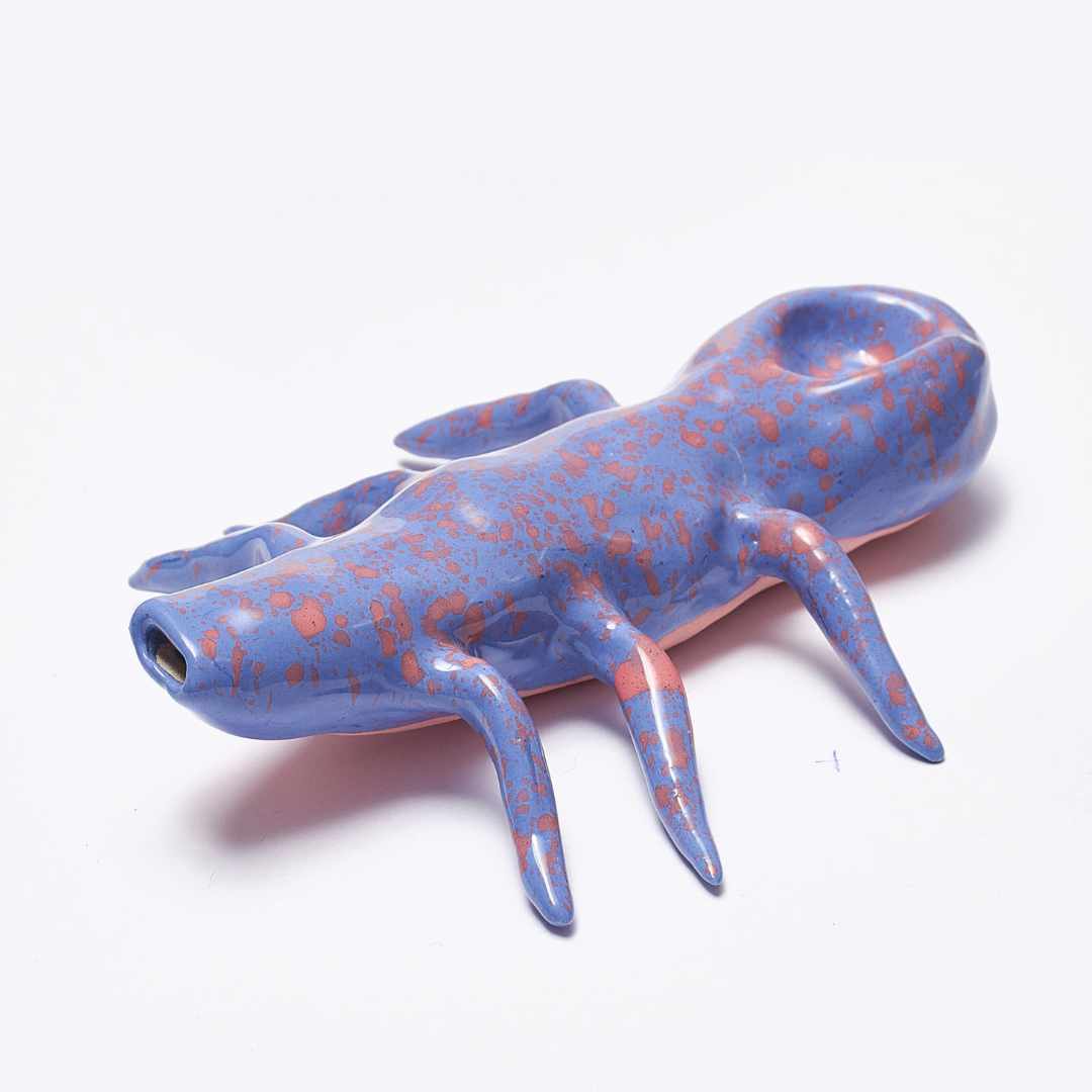 hand built ceramic spider pipe by Domm3k and siup studio for NAVE shop